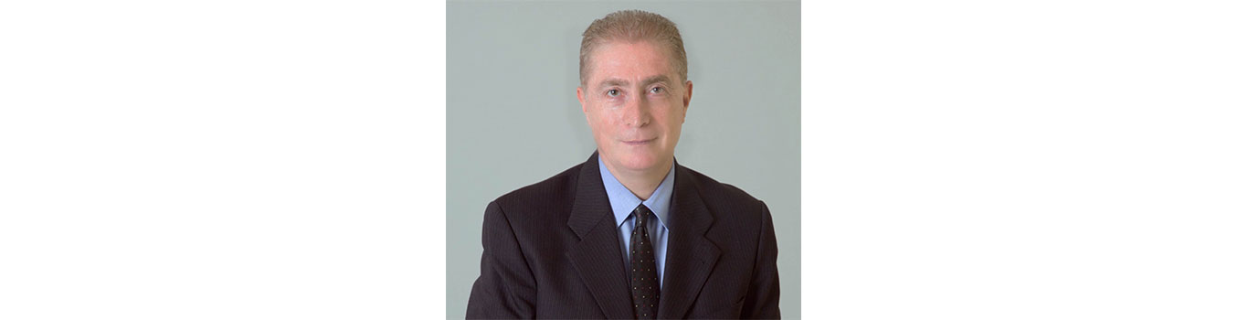 تكليف الدكتور أنطوان برباري بمهام عمادة كلية طب الأسنان