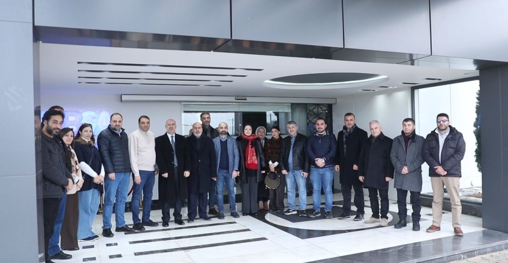 وفد من كلية العلوم (3) في زيارة تعاون لمصنع الادويةUBSA